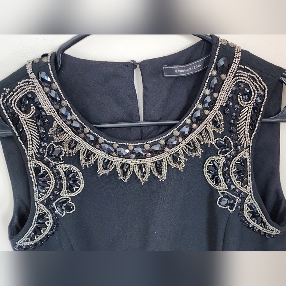 BCBGMAXAZRIA Beaded Black Sleeveless Women's Midi Dress in the size XXS. - Picture 3 of 8